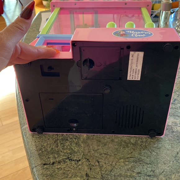 Unicorn Claw Machine for kids - Picture 6 of 9